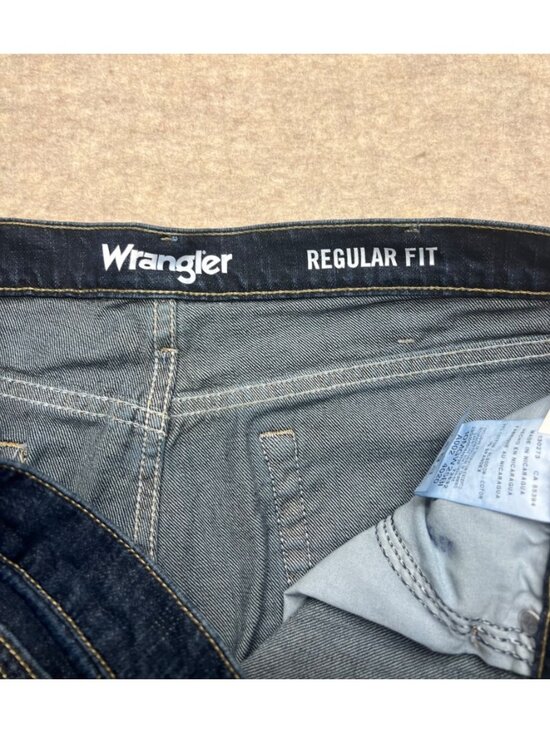 Wrangler Regular Fit Straight Leg Denim Jeans Men's 36 X 30 - Picture 5 of 11